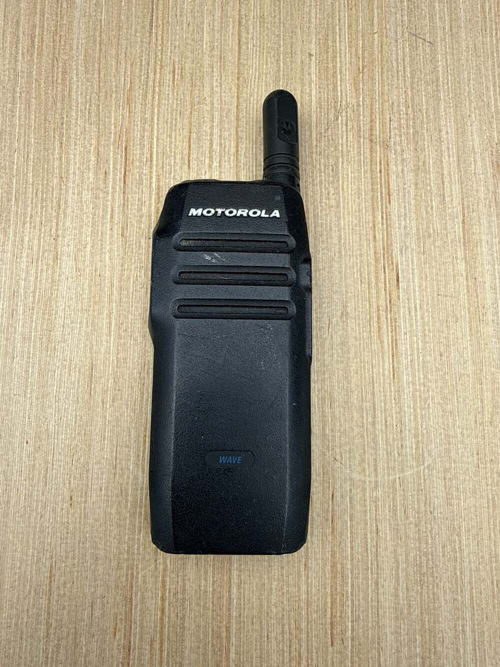 Motorola WAVE TLK 100 Two-Way Radio LTE Walkie Talkie